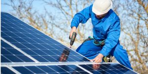 Installation Maintenance Panneaux Solaires Photovoltaïques à Montchenu
